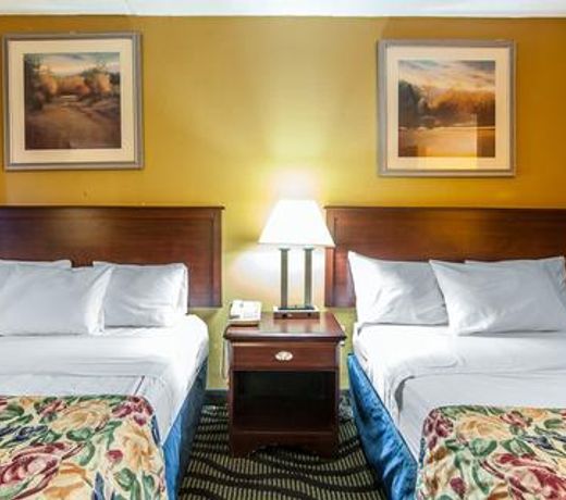Days Inn by Wyndham Calhoun GA I-75 and US-41