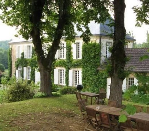 Le Bourdil Blanc B&B