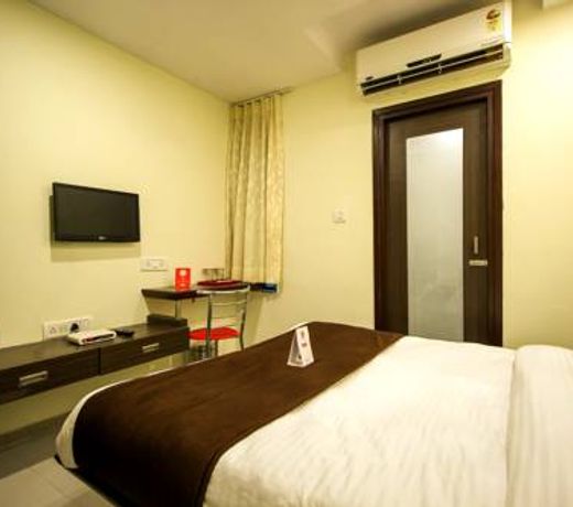OYO 6949 Hotel Rajdhani
