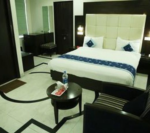 OYO 5121 Hotel Ocean