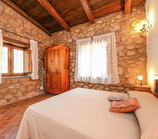 Beautiful Farmhouse in Cetraro with Terrace