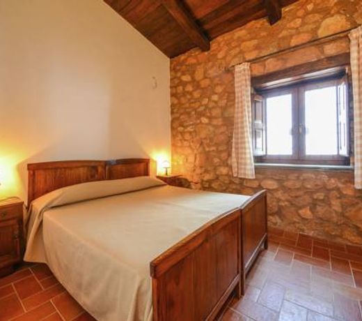 Beautiful Farmhouse in Cetraro with Terrace