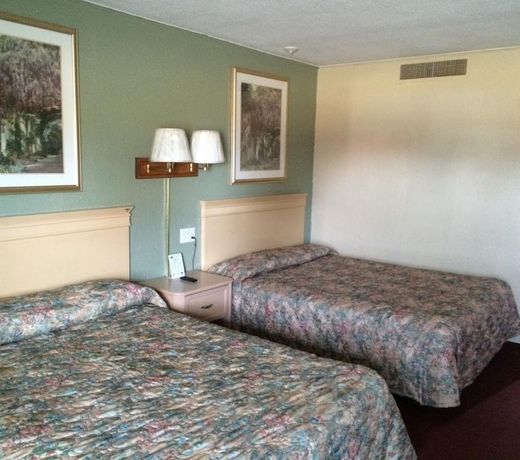 Hillcrest Motel