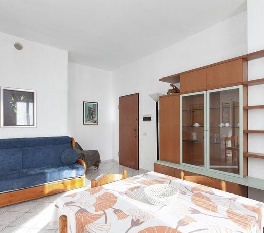 Holiday Home Belvedere Sul Lago Valbrona I