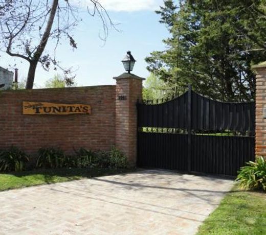 CabaÃ±as TunitaÂ´s