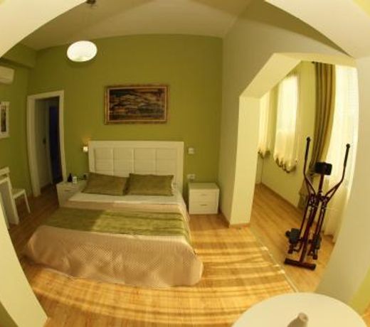 White City Hotel
