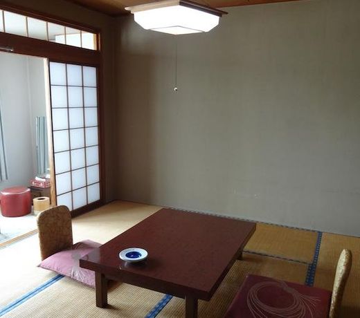 Echigo Yuzawa Hirokawa