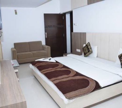 Hotel Grand Paradise