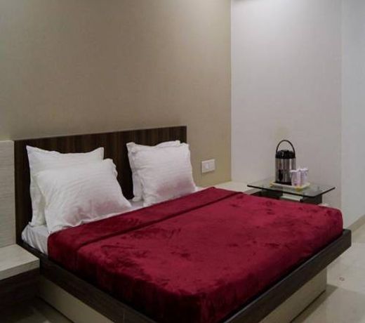 Hotel Grand Paradise