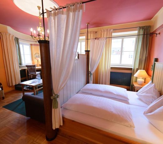 Hotel Gasthof Zweimuller