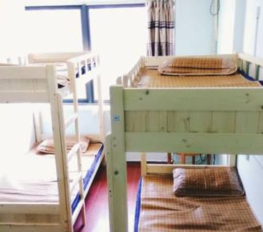 20 Century Miao Ke Si Youth Hostel