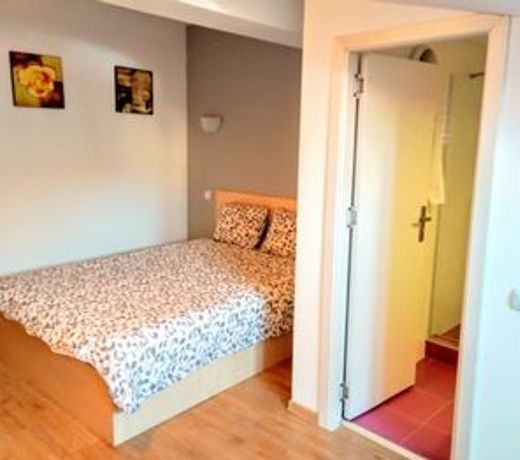 Central Guesthouse