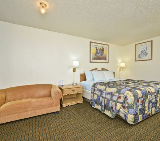 FairBridge Inn Express Monroe City