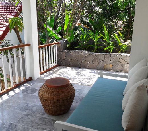 The Chi Villa