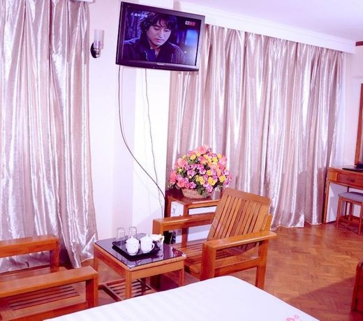 Royal Power Hotel