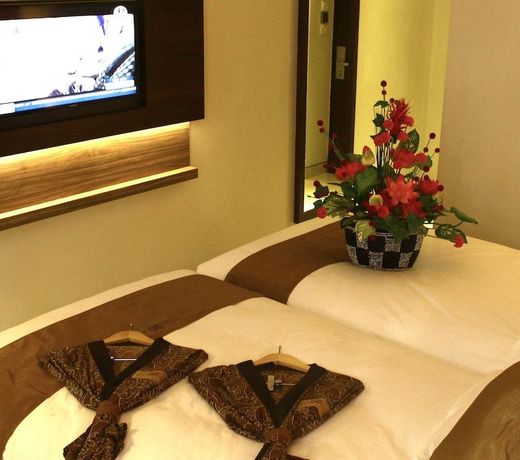 Crystal Lotus Hotel Yogyakarta