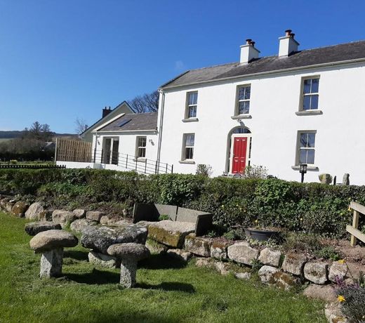 Abhainn Ri Farmhouse