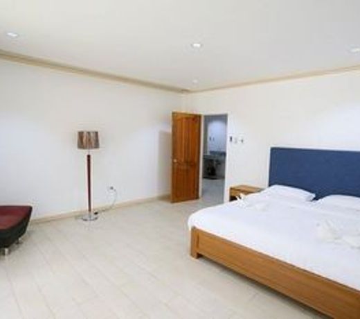 Villa Soledad Beach Resort