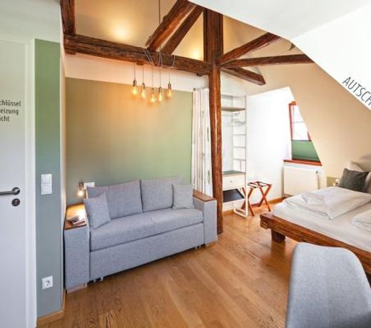 Bed and Breakfast am Schillerplatz