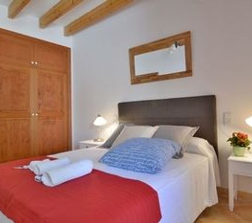 Mallorca Town House with Pool