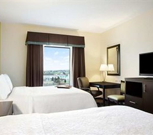 Hampton Inn & Suites York South