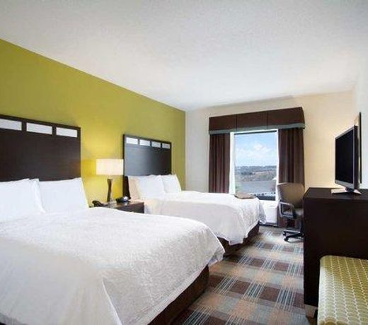 Hampton Inn & Suites York South