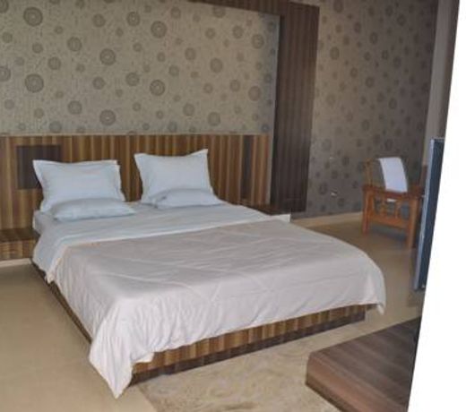 KSTDC Hotel Mayura Nisarga Pearl Valley