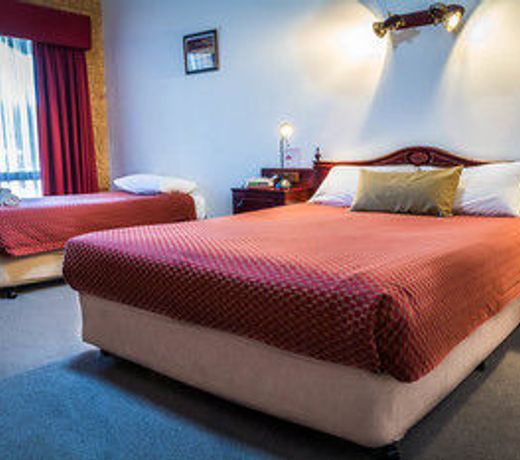 Narrandera Club Motor Inn