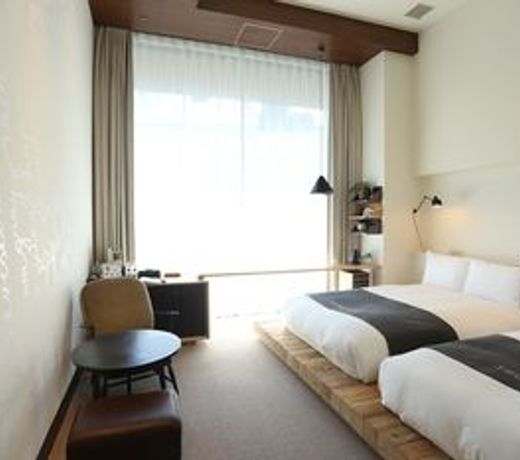 TRUNK (HOTEL)