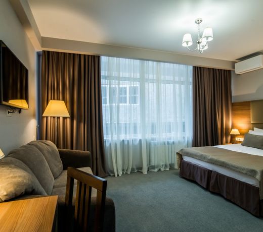 River Star Hotel