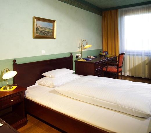 BEST WESTERN HOTEL PFEIFER KIRCHENWIRT
