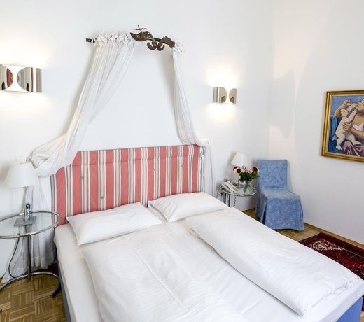 Boutique Hotel Dom - Rooms & Suites
