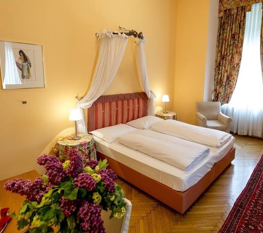 Boutique Hotel Dom - Rooms & Suites