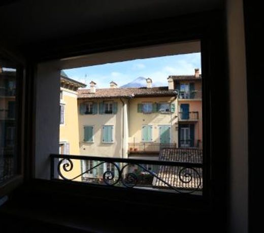 Santa Maria Apartments