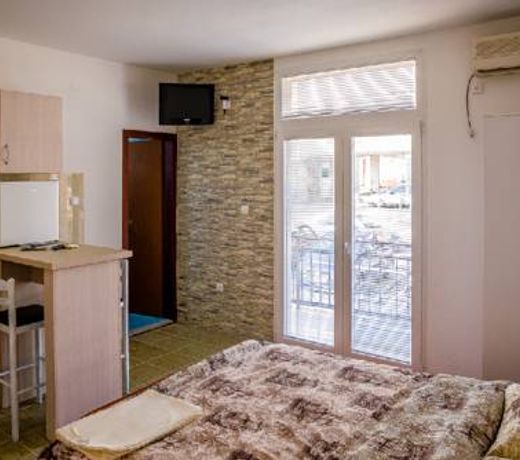Rooms In