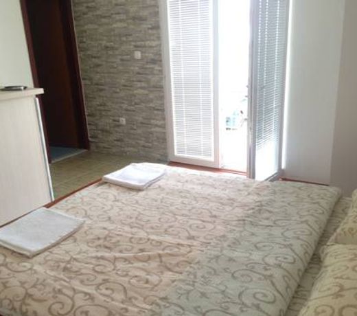 Rooms In
