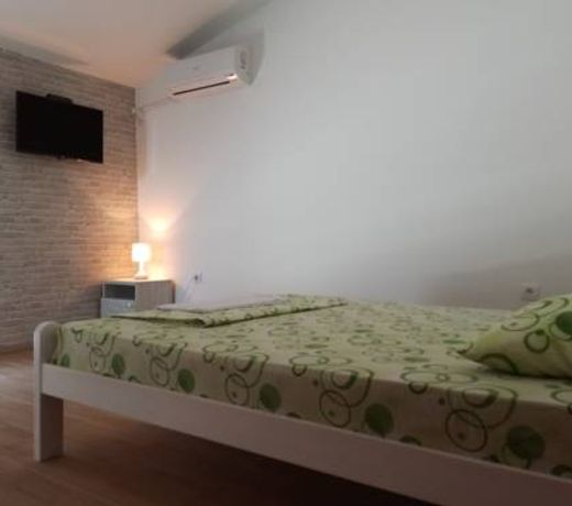 Rooms In