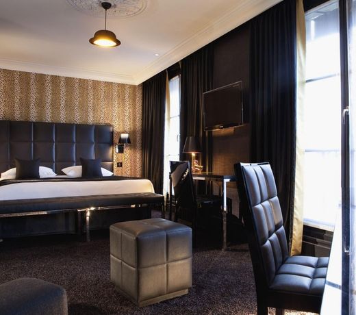 First Hotel Paris Tour Eiffel