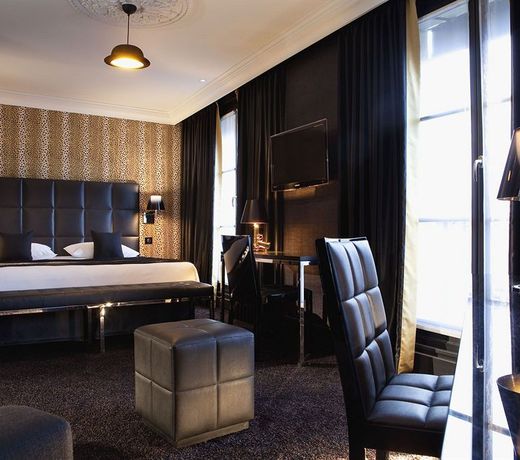 First Hotel Paris Tour Eiffel