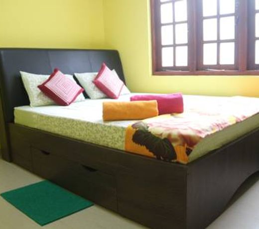 Apple Sara Home Stay