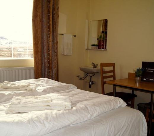 Guesthouse Steinsstadir
