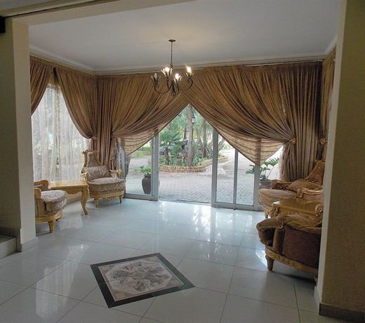 Sarabi Lodge and Conference Centre