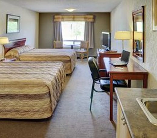 Lakeview Inns & Suites - Fort Nelson
