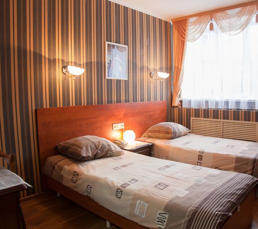 Postoyaliy Dvor Hotel