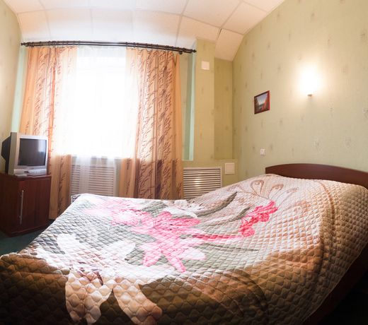 Postoyaliy Dvor Hotel