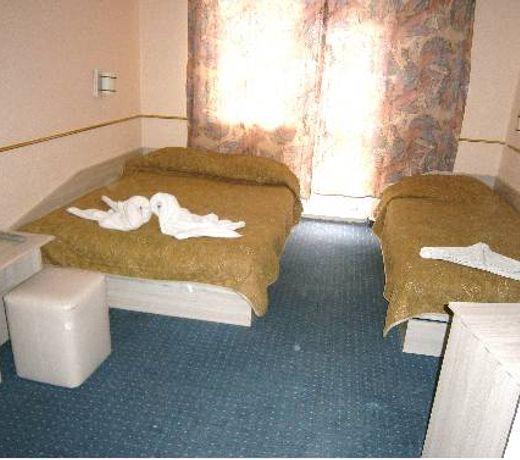 Family Hotel White House