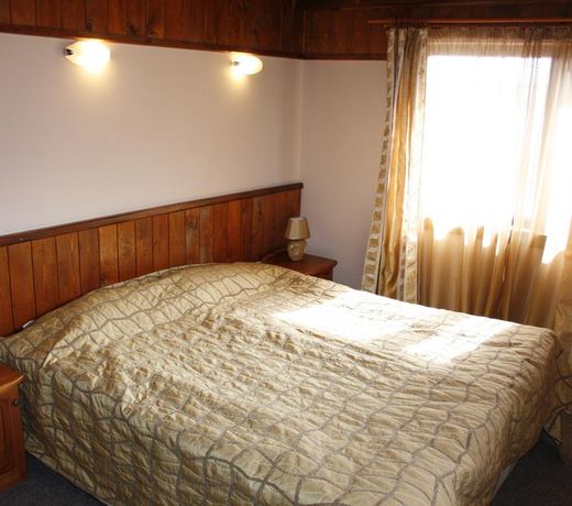 Elida Family Hotel