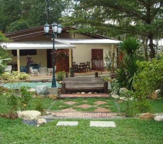 BANNGOBEEN BUNGALOW & ROOM