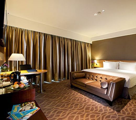 JS Luwansa Hotel & Convention Center