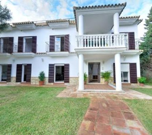 Apartamentos Costa Trafalgar